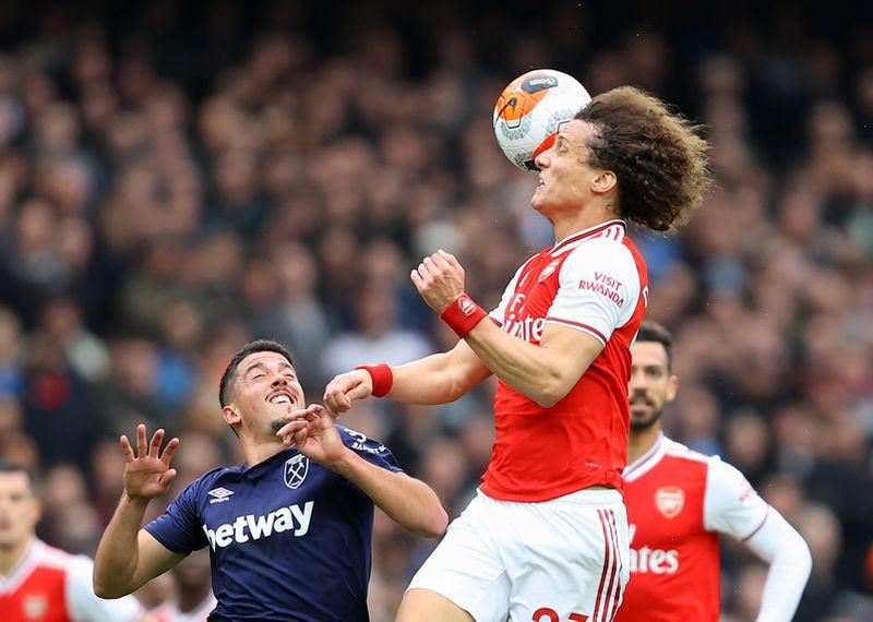 ウイイレ2020「ヘディング最強センターバック」TOP10｜写真4