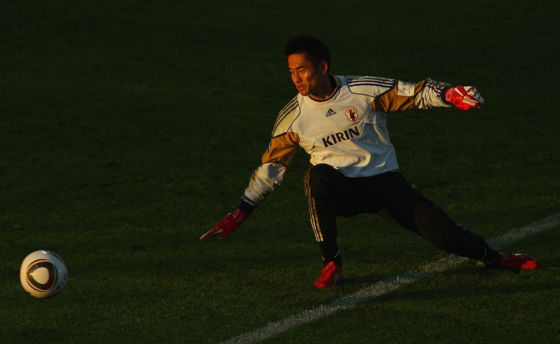 川口能活に、引退した今だから聞けた「ライバル楢崎正剛」と「悔いが残る試合」｜写真8