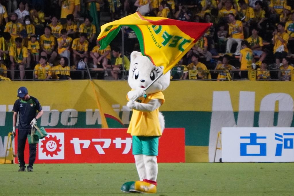 かわいすぎる！J2ジェフユナイテッド千葉に復帰したみなちゃんの写真を公開｜写真7