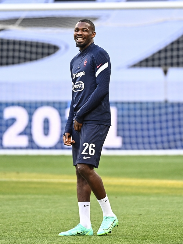 3大メーカーが激闘中！フランス代表の着用スパイクまとめ（EURO2020）｜写真26