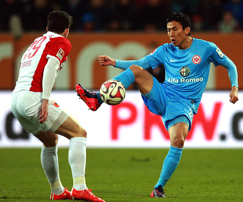 ブンデス12季目！長谷部誠「2008-18 全11シーズン」をユニフォーム姿で振り返る｜写真22