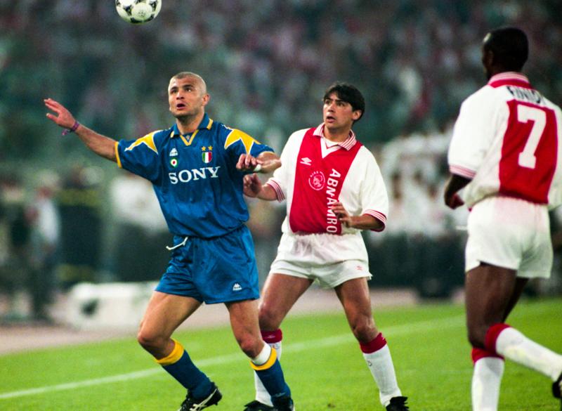 チャンピオンズリーグ決勝、「最高にかっこいいユニフォーム」12選｜写真22