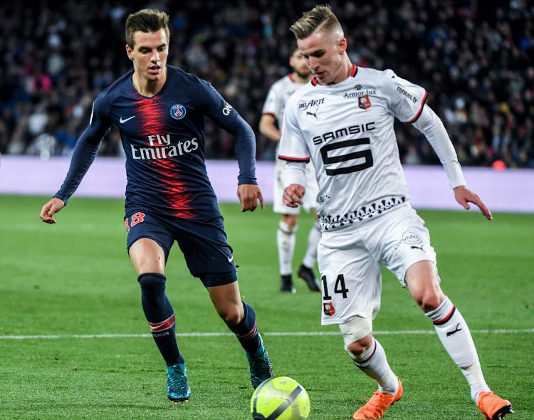 レンヌ、2018-19新ユニフォームを発表！独特な“アーミン”の紋様をプリント｜写真6