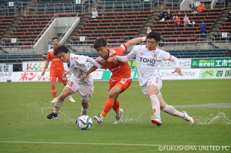 大ケガからプロへ。困難を乗り越えた福島ユナイテッドMF粟野健翔の「逆転劇」｜写真7