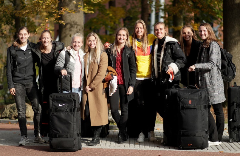 海外の女子サッカー選手ってどんな私服なの？オランダはこんな感じ｜写真10