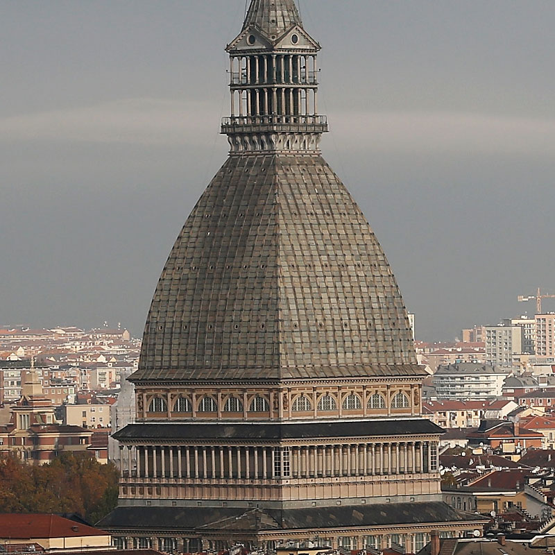 ユヴェントスが23-24新サードユニを発表！「建築物」と「ゴールキーパー」を同時に讃えるリブ編みデザイン｜写真5