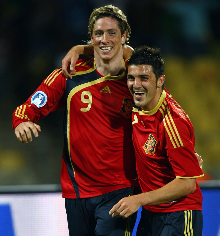 スペイン代表、ちょっと「異色デザイン」のユニフォーム5選｜写真3