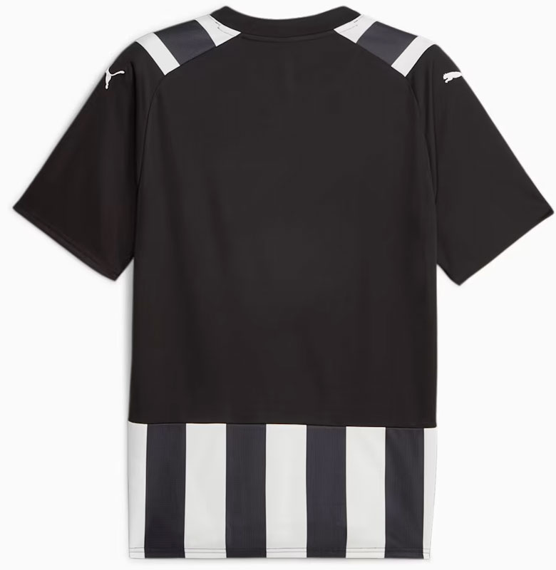 板倉滉に福田師王も着用！ボルシアMG、斬新ストライプの23-24新ユニが登場｜写真5