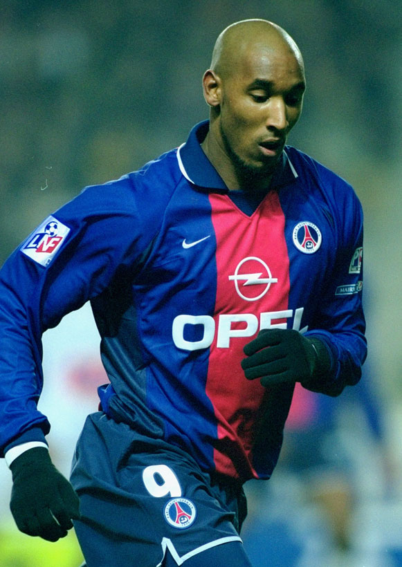 パリ・サンジェルマン、最高にかっこいい「赤い縦ストライプ」ユニフォーム8選｜写真7