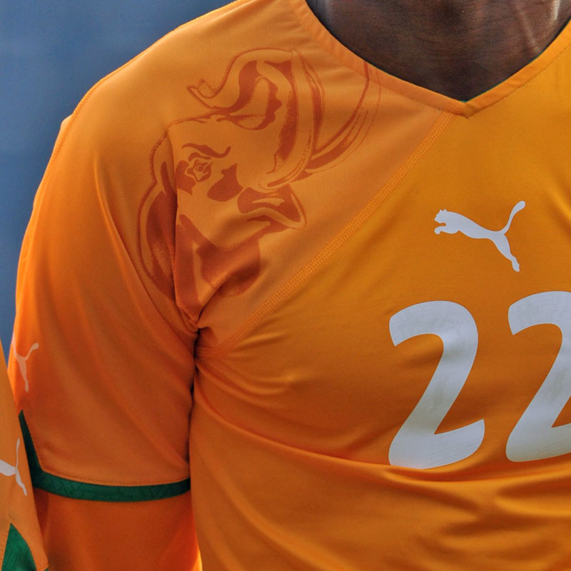 コートジボワール代表、「象がすごいゾウ」なPUMA傑作ユニフォーム5選！｜写真10