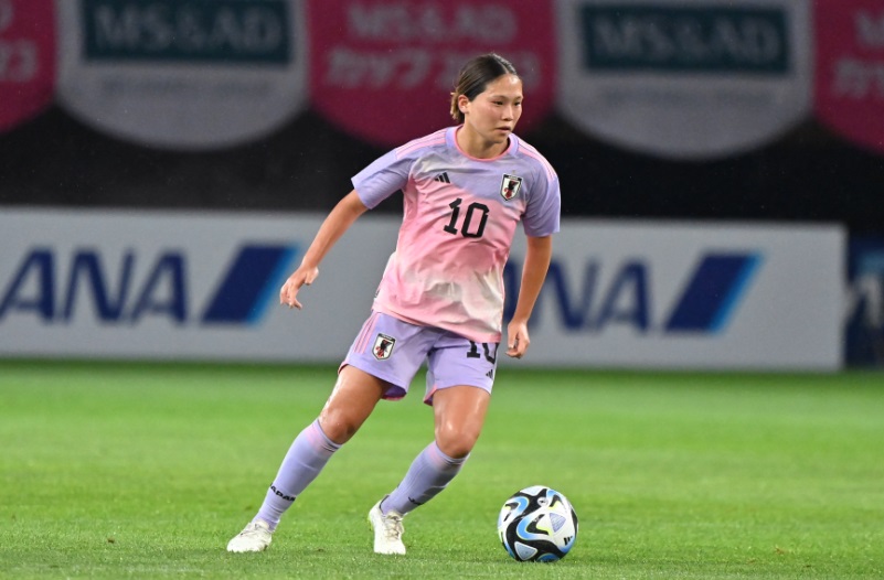なでしこが世界4位！人気海外サイトが選ぶ2023年女子W杯最高ユニフォームTOP10｜写真7