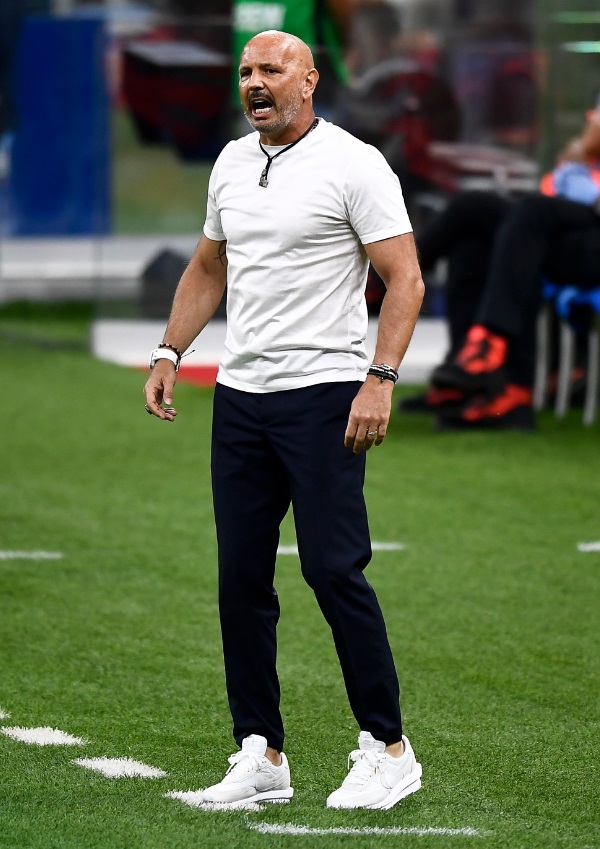 NIKE率高し！ミハイロヴィッチ監督の「レアスニーカー」コレクションまとめ｜写真7