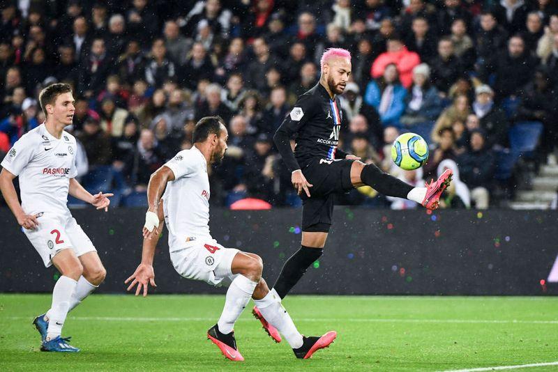 今「お給料が高い選手」TOP10、一体いくらもらっているのか？｜写真9