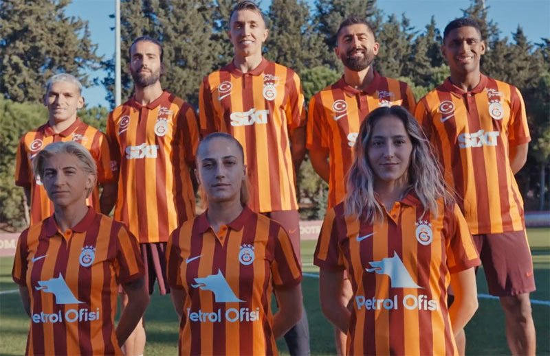 ガラタサライが“親日国”トルコの「建国100周年」記念ユニを発表！大人気で売り切れサイズ続出｜写真6