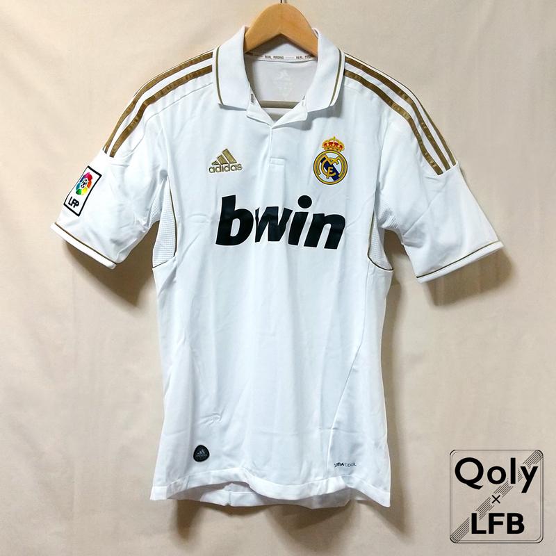 スタイリッシュな人気デザイン！レアル・マドリー「2011-12ホーム」ユニフォーム｜写真6