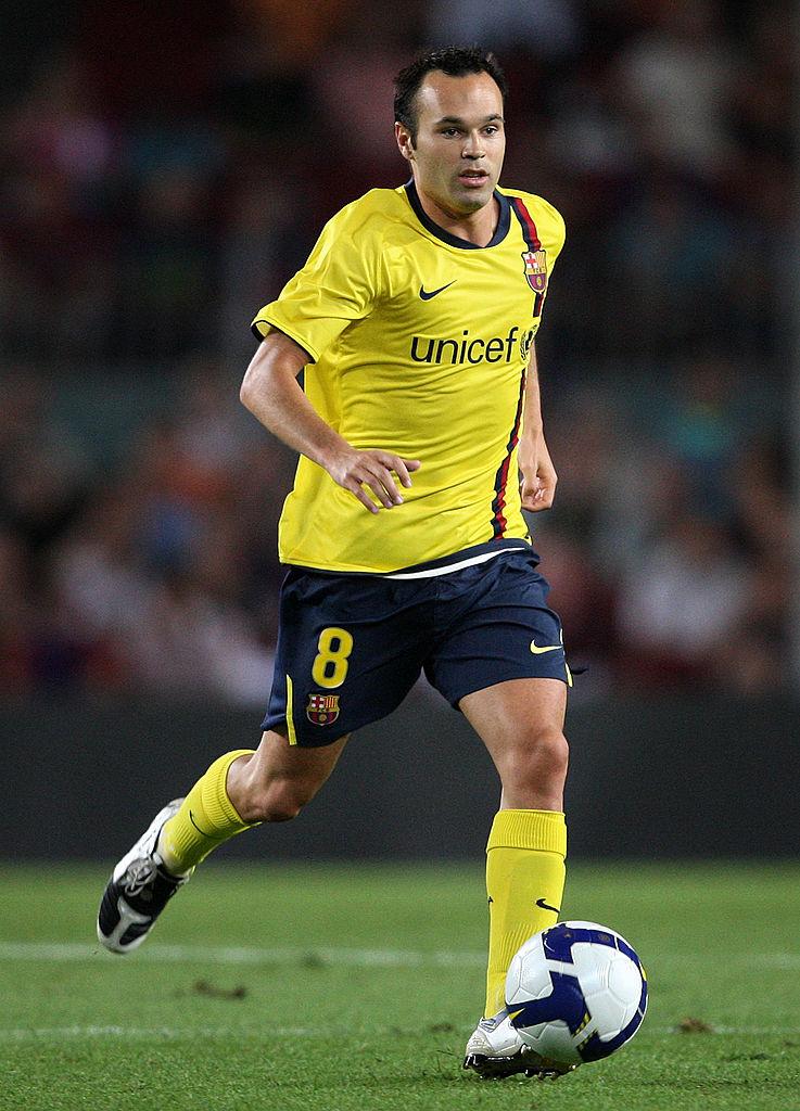 ピケの「バルセロナデビュー戦」、どんなスタメンだったか覚えてる？｜写真7