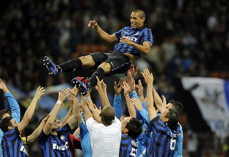 世界レベル！長友佑都の歴代「最強の同僚ベストイレブン」｜写真7