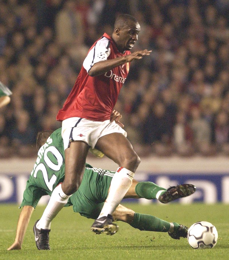 ウイイレ2020「フィジカル最強の守備的MF」ベスト10｜写真12