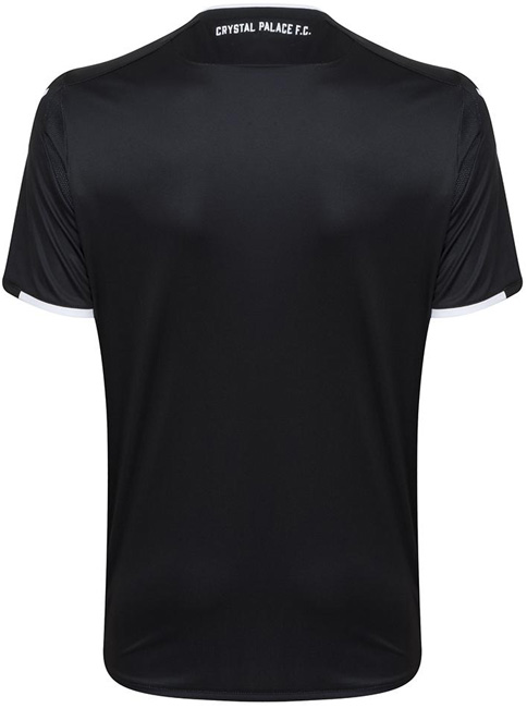 チェルシー撃破で連敗脱出！クリスタル・パレスの2017-18ユニフォーム｜写真6