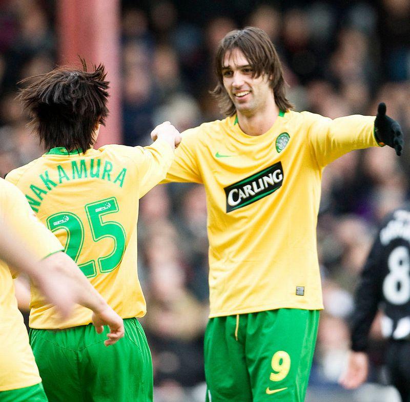 中村俊輔と「最強の同僚」ベストイレブン！恐怖のボランチが2人｜写真11