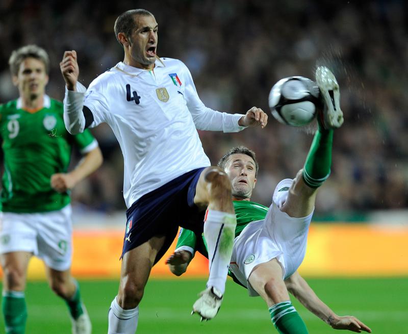 W杯欧州予選の記憶！イタリア代表、PUMA「2008アウェイ」ユニフォーム｜写真3