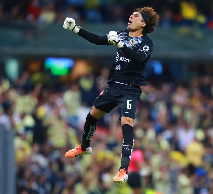  GKなのに「おもしろ背番号」だった守護神たちとその理由｜写真6