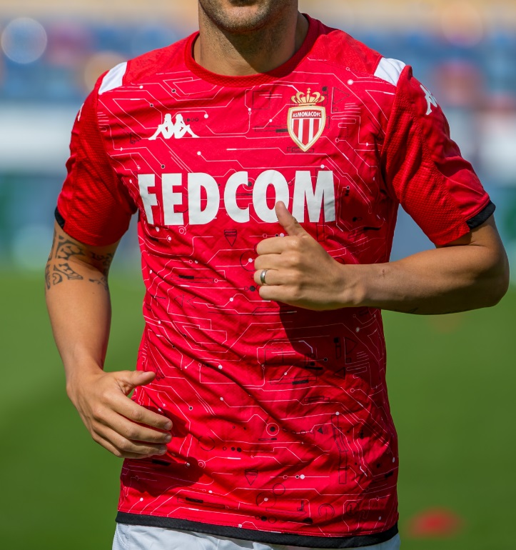  秀逸デザインが欲しくなる！美しいプレマッチジャージTOP15｜写真10