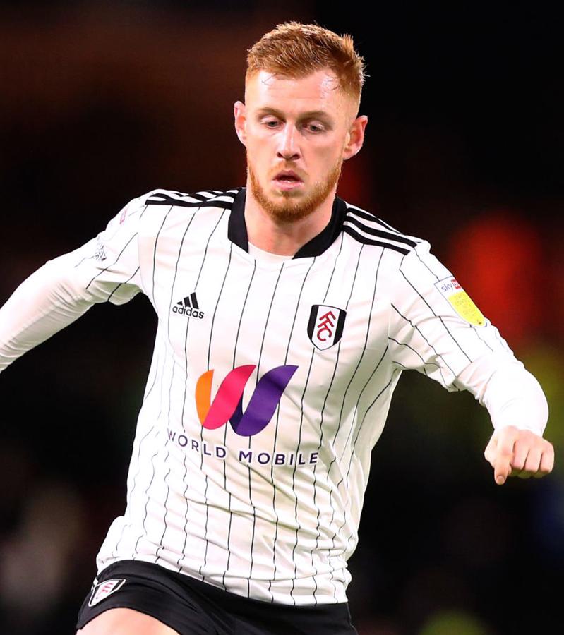 日本と欧州！胸ロゴに「モバイル」を付けた8つのチーム｜写真11