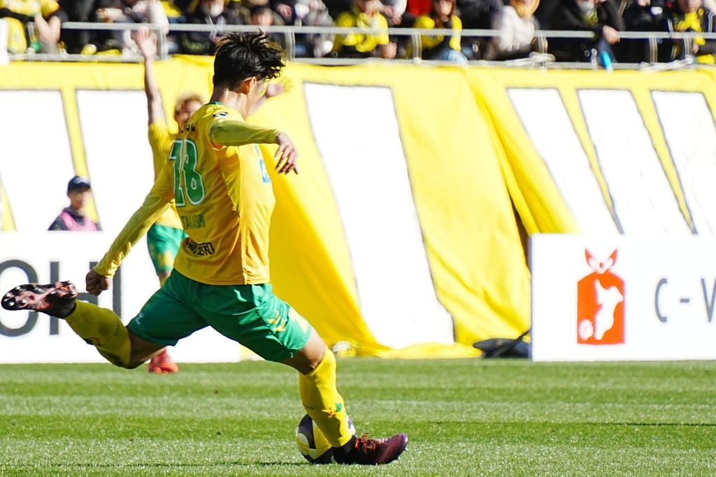 DF河野貴志が「お前らしくない」と言われたJ2ジェフユナイテッド千葉での日々、古巣戦で決意した「あの二人」からのスタメン奪取｜写真4