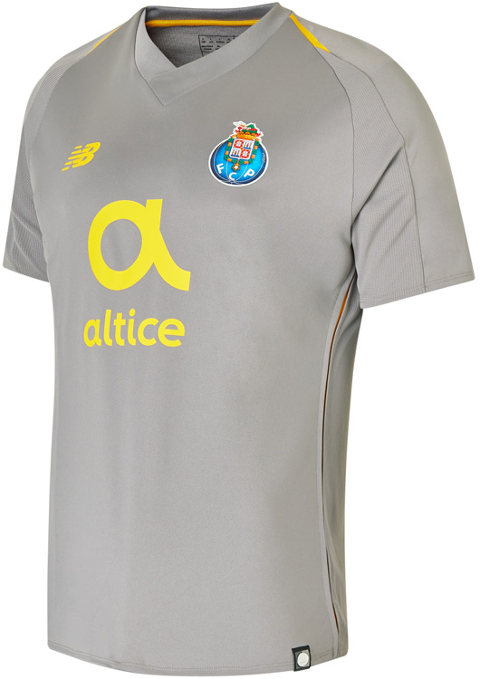 ポルト、2018-19新ユニフォームを発表！幅広ストライプが戻ってきた｜写真5