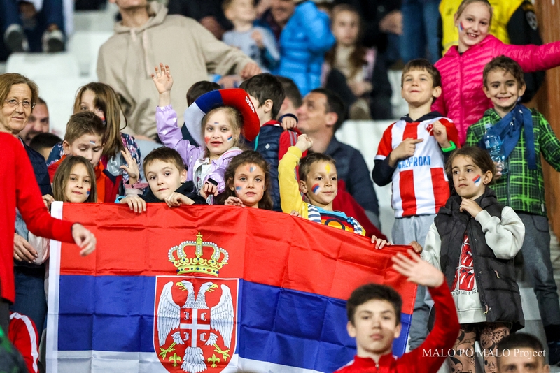 EURO予選で日本人女性がストイコヴィッチとセルビア代表を撮影した。『最高の被写体との真剣勝負』｜写真6