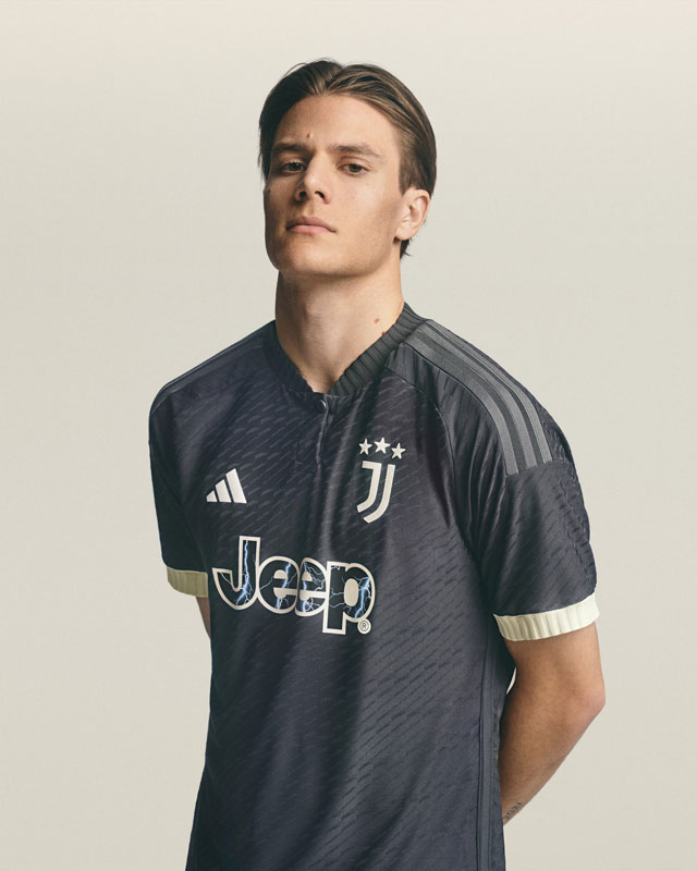 ユヴェントスが23-24新サードユニを発表！「建築物」と「ゴールキーパー」を同時に讃えるリブ編みデザイン｜写真8