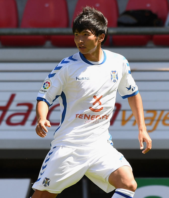 日本代表選手、ちょっと懐かしい「海外でのユニフォーム姿」10選｜写真4