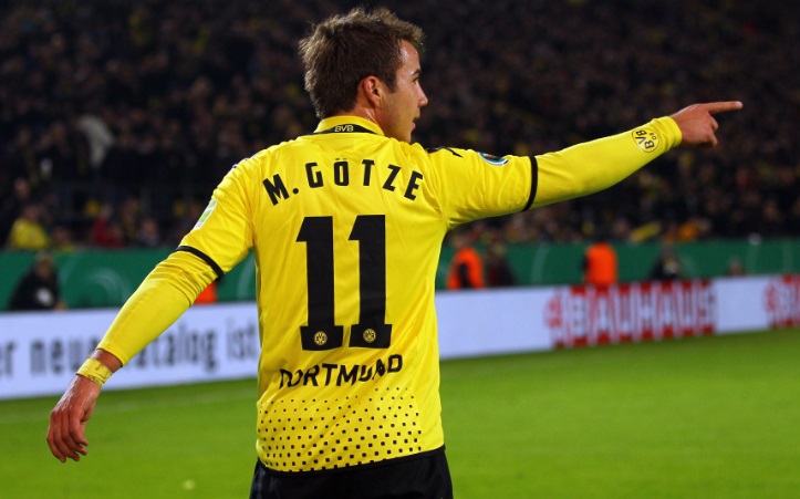 「背番号11」なのにトップ下で暴れた11人の司令塔｜写真11