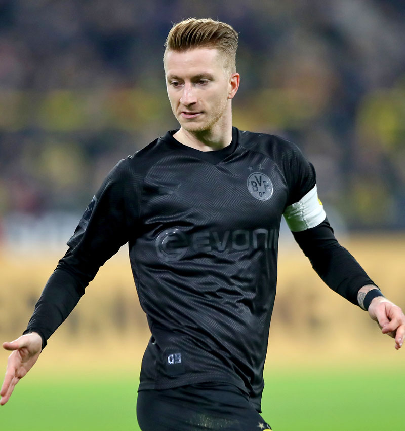 ドルトムント、110周年記念ユニフォームが登場！デザインは「石炭」｜写真6