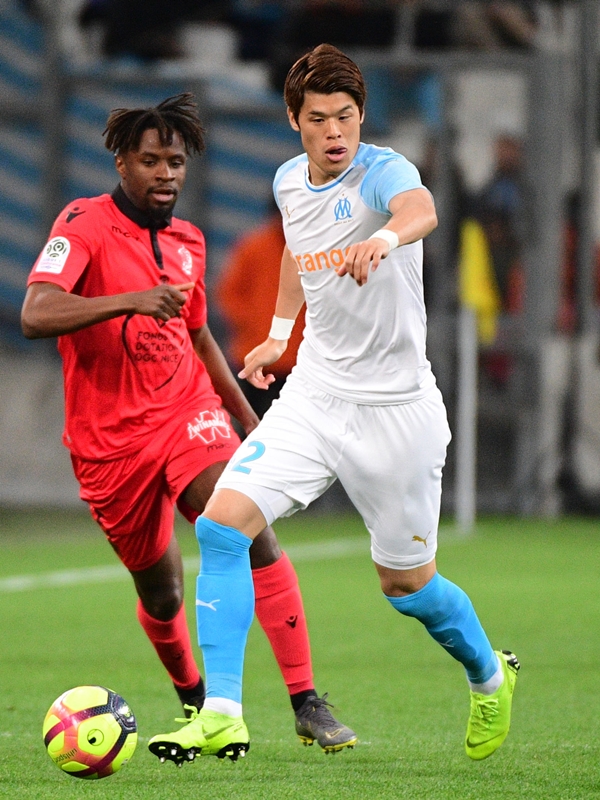 酒井宏樹、ナイキのマーキュリアルは「デザイン」が好き？スパイクトークが面白いぞ｜写真7