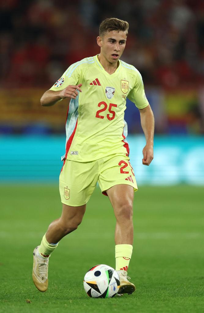 日本のミズノも！EURO2024、3大メーカー以外の「レアスパイク」を履く選手たち｜写真4