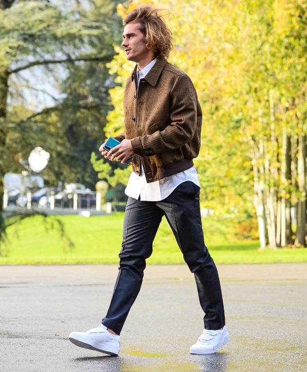 カンテがおしゃれ化？フランス代表選手たちの「冬私服」がこれ｜写真19