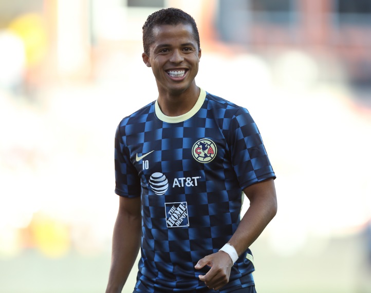  秀逸デザインが欲しくなる！美しいプレマッチジャージTOP15｜写真17