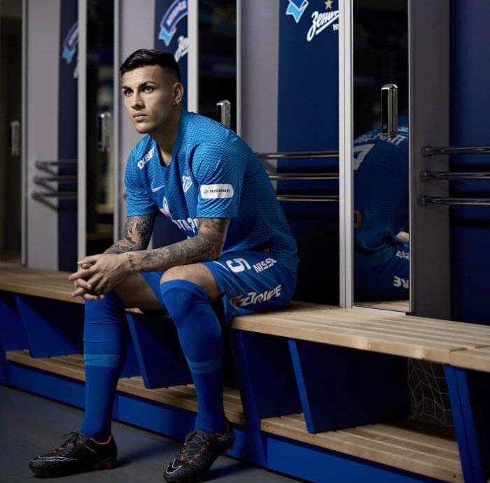 ゼニト・サンクトペテルブルク、「矢」がモチーフの2018-19新ユニフォームを発表！｜写真6