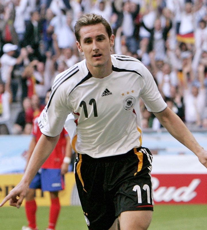 熱狂ワールドカップ！過去10大会の「開幕戦とユニフォーム」はこうだった｜写真19