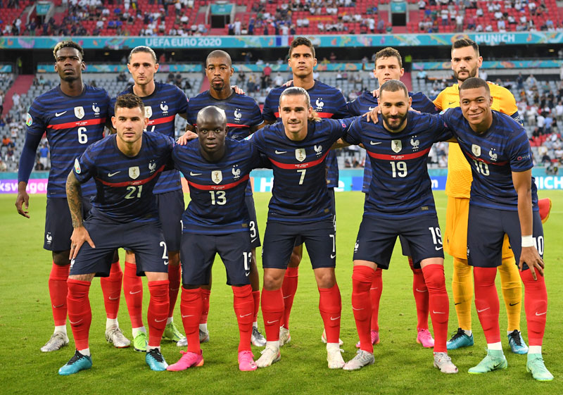 大会の思い出に！EURO2020、全24チーム「試合前の集合写真」まとめ｜写真21