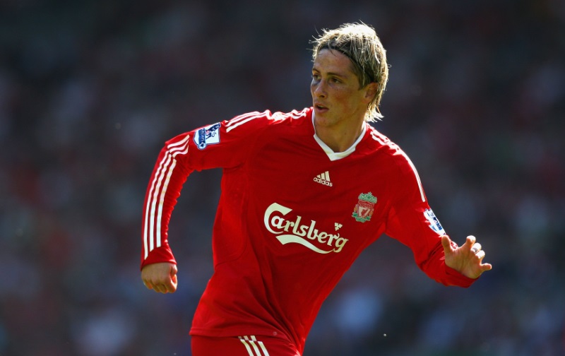 「メッシがバロンドールを初受賞した2009年の年間ベスト11」｜写真11