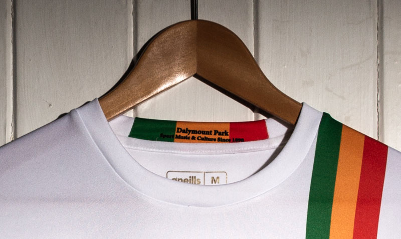 売り切れ必至！「伝説的レゲエシンガー」のカッコよすぎるユニフォームが発表される｜写真5