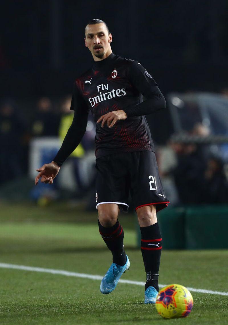 ウイイレ2020「キック力最強のセンターフォワード」TOP10｜写真8