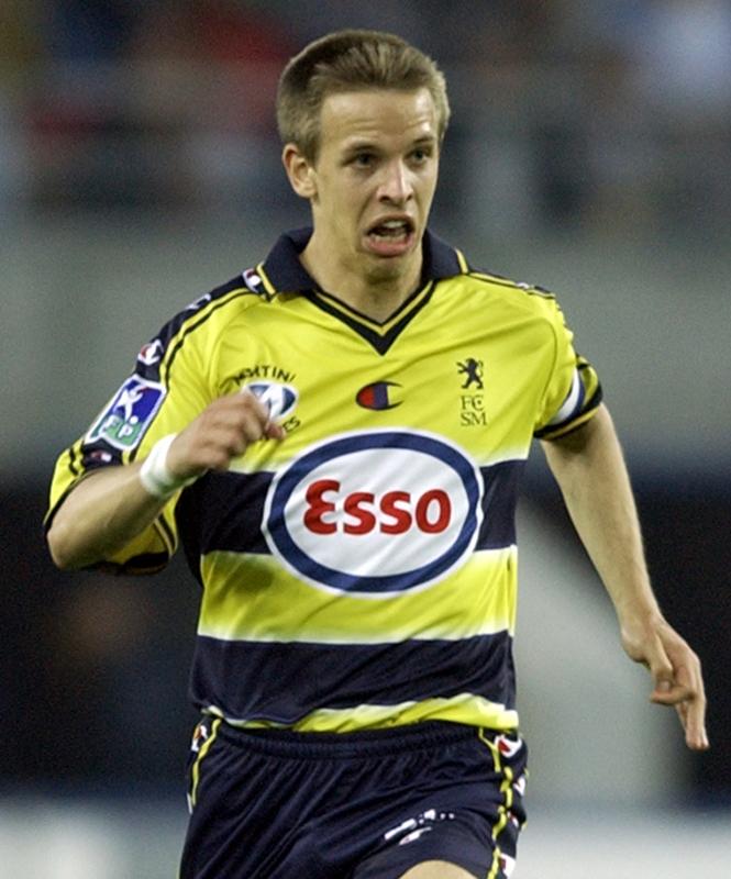 幻のサプライヤー「Champion」のユニフォームを着た4つの欧州チーム｜写真4