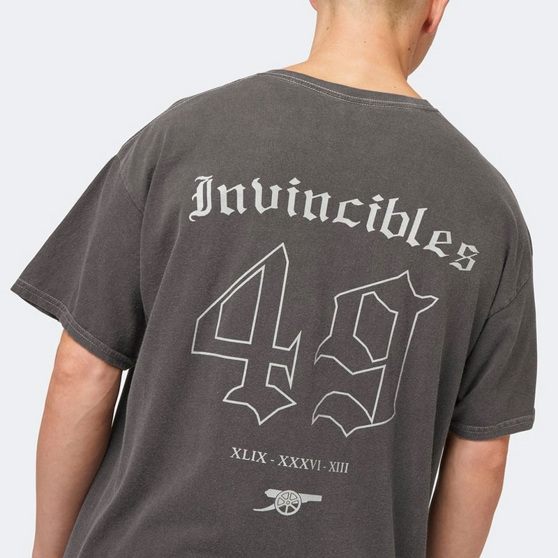 伝説の無敗優勝から20周年！アーセナル公式から栄光の「インヴィンシブルズ・コレクション」が登場｜写真5