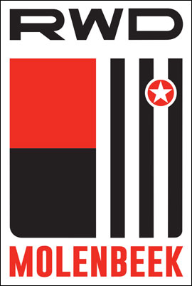 安部柊斗が4試合連続スタメン！モレンベーク、「新サプライヤー」の今季ユニはパワフルな赤黒デザイン｜写真7