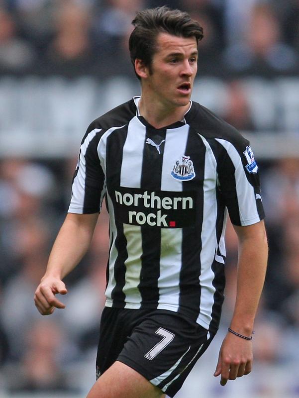 ニューカッスル、中堅時代の「最高にかっこいい白黒ユニフォーム」10選｜写真4