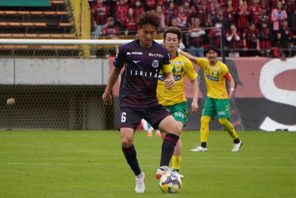 J1復帰がついえた北海道コンサドーレ札幌…主将MF高嶺朋樹が呼びかけた意識の改善「シーズンを通して弱かった」｜写真4